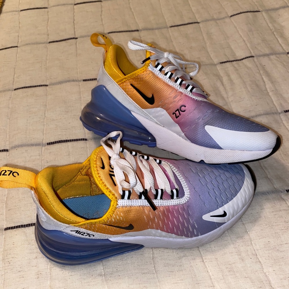Women’s AirMax 270’s